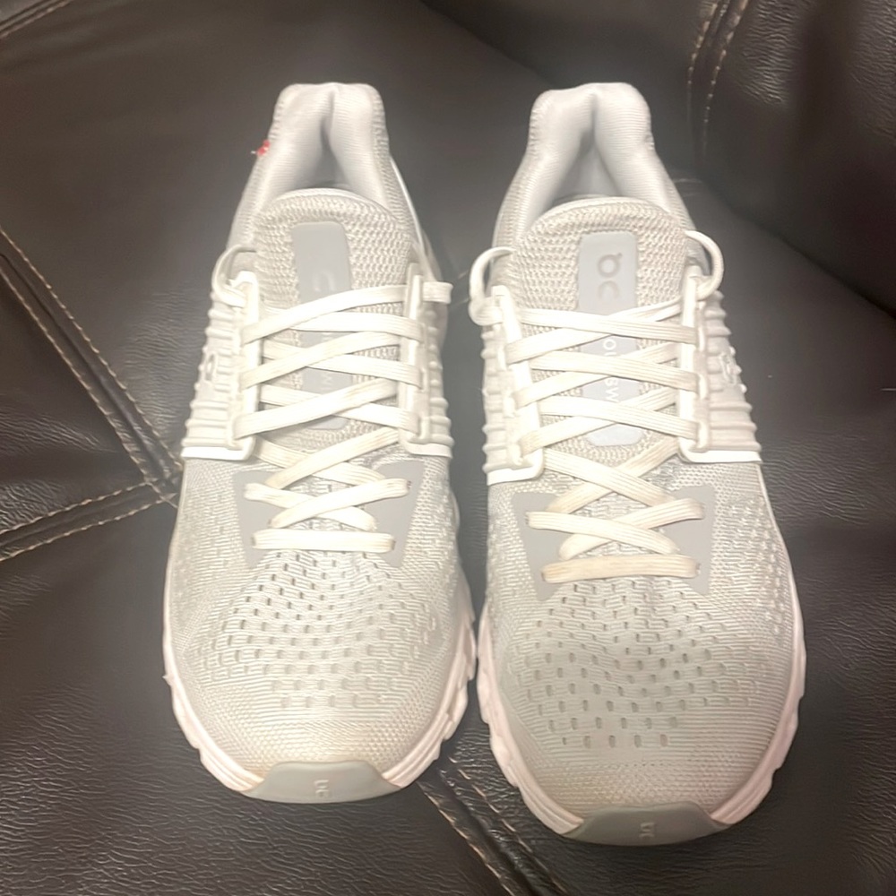 On Cloud Swift Tennis Shoes